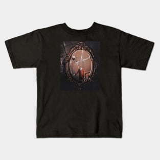 Man in the mirror Kids T-Shirt